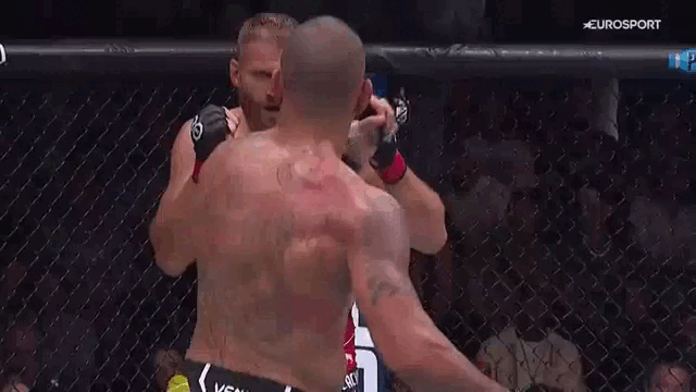 Лучшие моменты боя, показывать было нечего 