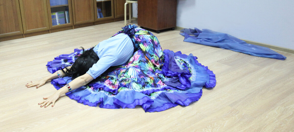 Танец «Легенда о сыне Луны» на семейном празднике в офисе ИРИО на Покровке. 23 октября 2016 г.