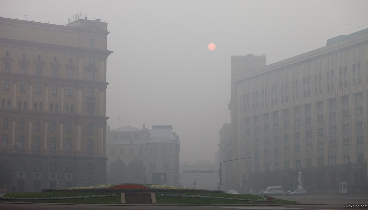 Смог в Москве 2010. Задымление в Москве 2010. Смок в Москве в 2010. Москва 2010 пожары смог.