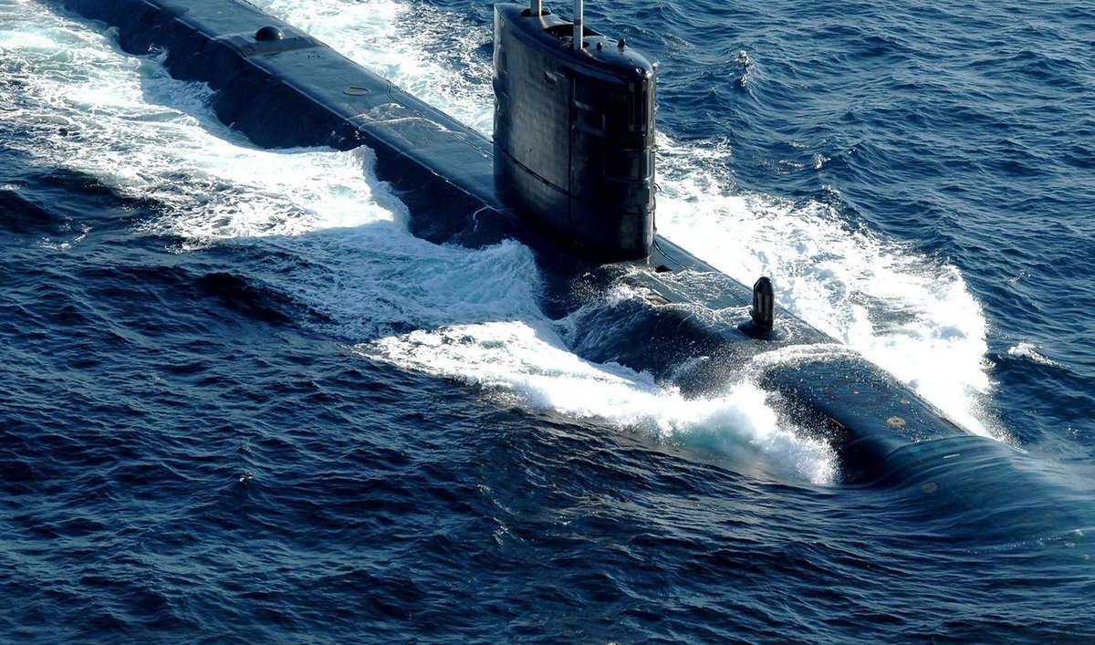 
Напомним, в начале марта Хайтен предложил способ противодействия российскому и китайскому гиперзвуковому оружию. По его мнению, для этого необходимо активно использовать космические технологии. Они якобы позволят вовремя замечать запуск баллистических ракет и немедленно их ликвидировать.  
1 марта во время послания Федеральному собранию Путин сообщил о разработке новейших систем вооружения, способных преодолевать системы ПРО и ПВО.
