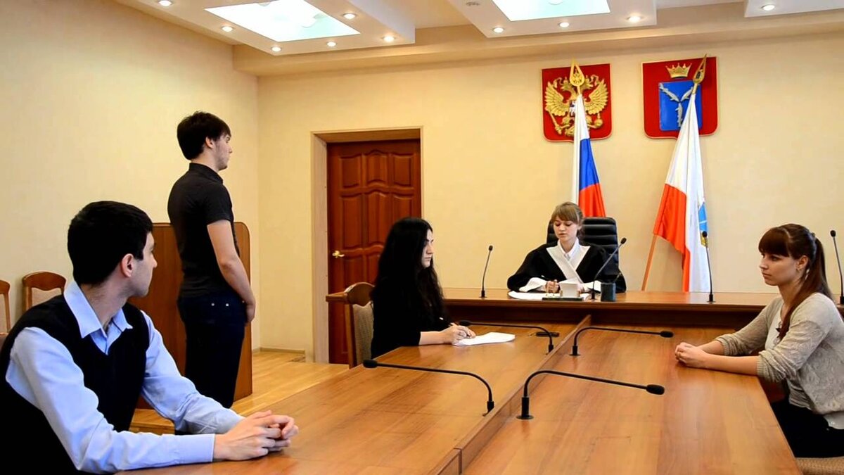 В разбирательстве выступать в