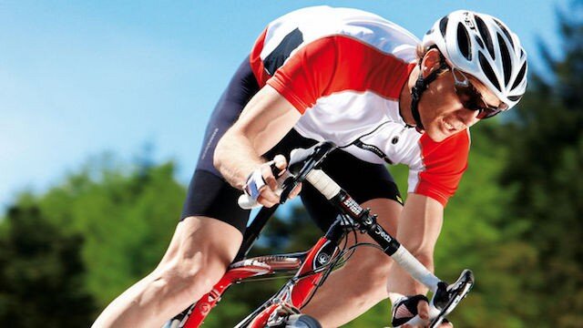 2)Вторая причина по которой вам следует начать кататься на велосипеде это-физическая активность. Велосипед развивает выносливость.