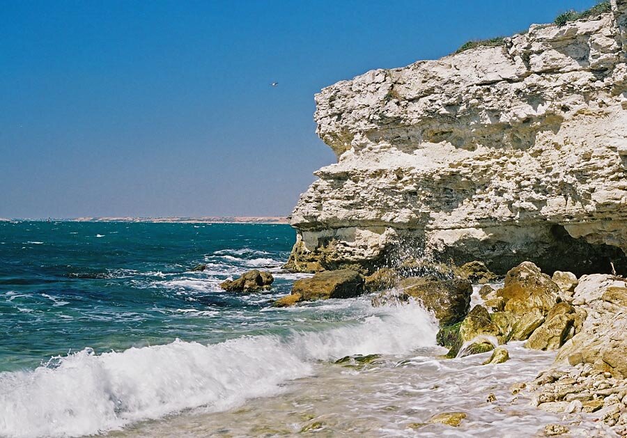 Тонула я за этой скалой