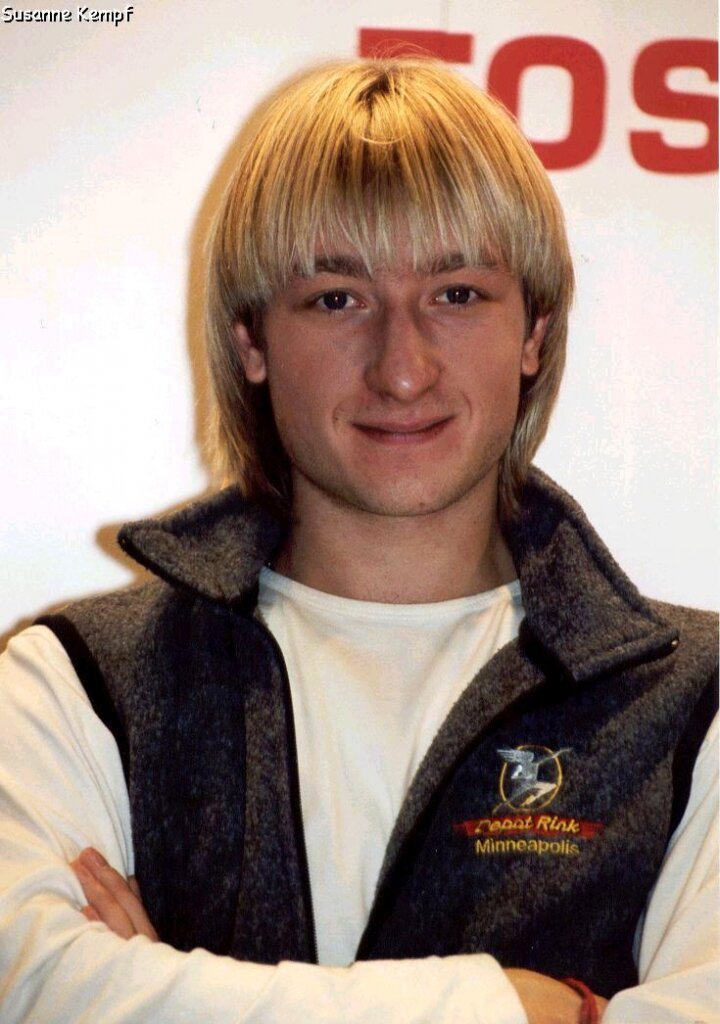 Женя Плющенко