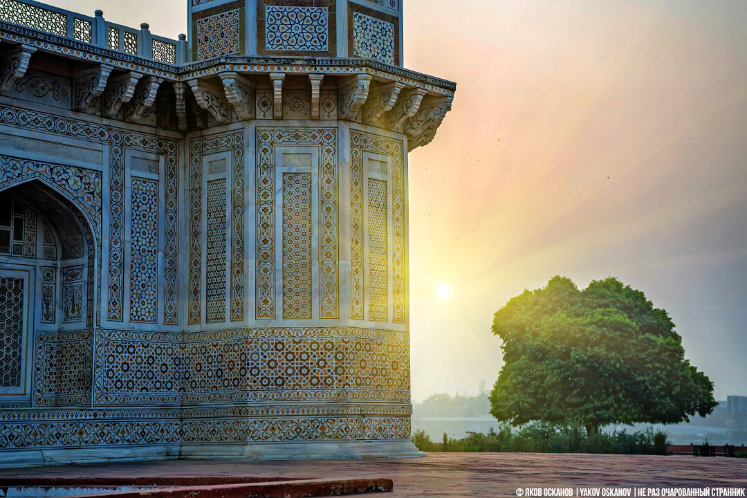 Меня манили дворцы и усыпальницы магарадж прошлого