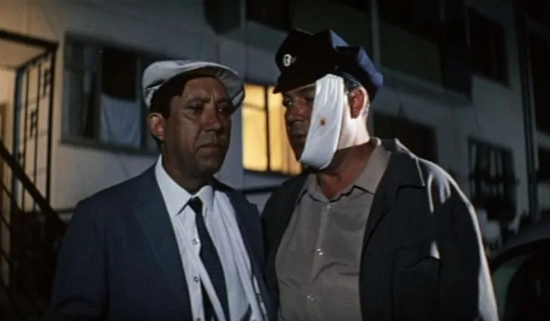 Юрий Никулин и исполнитель роли милиционера Володи - Станислав Чекан