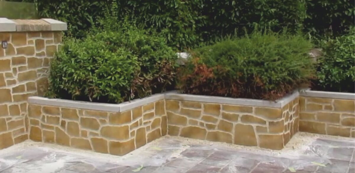 Исполнение на изгороди