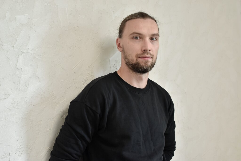 Русские айтишники за рубежом. Разработчик спб. Разработчик айтишник. Разработчик спб. Итмо сотрудники.