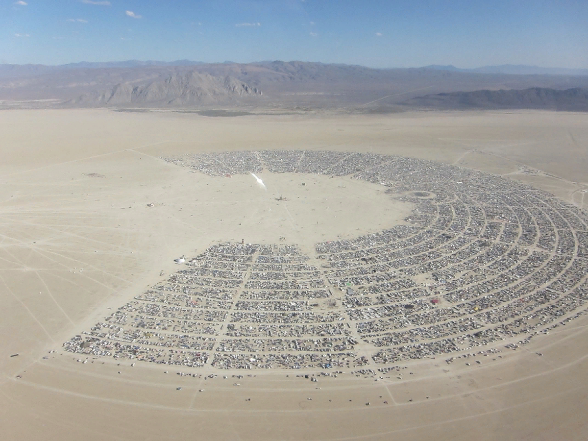 Роков город. Burning man, Невада. Бернинг Мэн в пустыне Невада. Burning man («горящий человек») – Блэк-рок, Невада. Штат Невада Блэк рок Сити