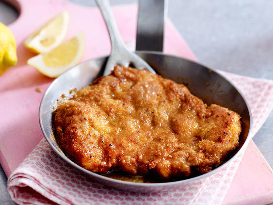 Интересно, сколько ккал в одном шницеле?