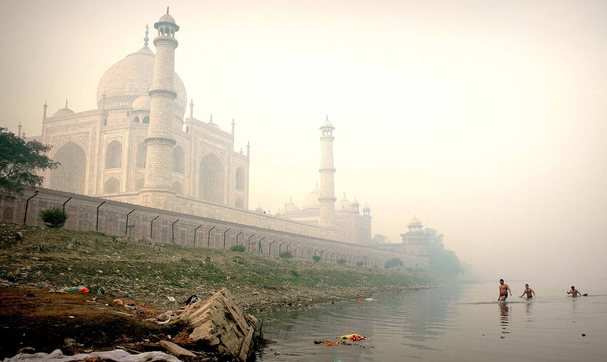 А так на самом выглядит знаменитый Тадж Махал. Фото из открытого доступа.