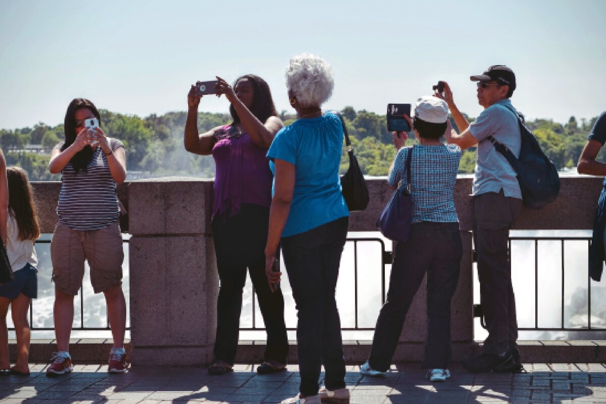 Где избежать обилия туристов?