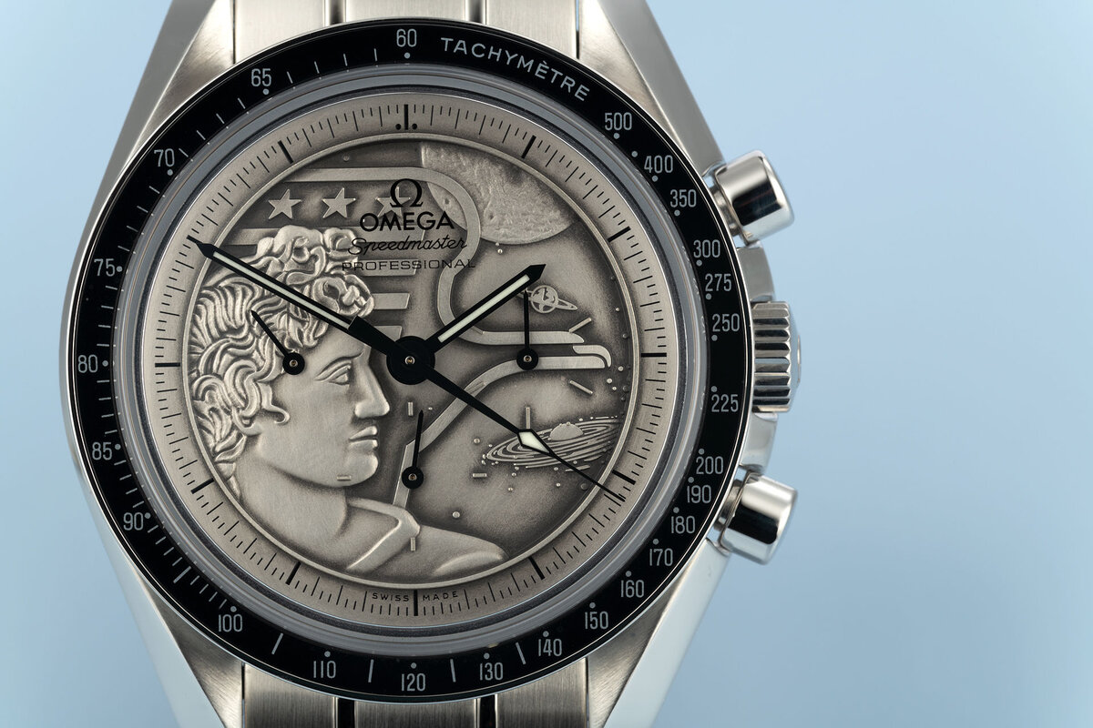 Первые часы в сегодняшней подборке - юбилейные Omega Speedmaster Professional