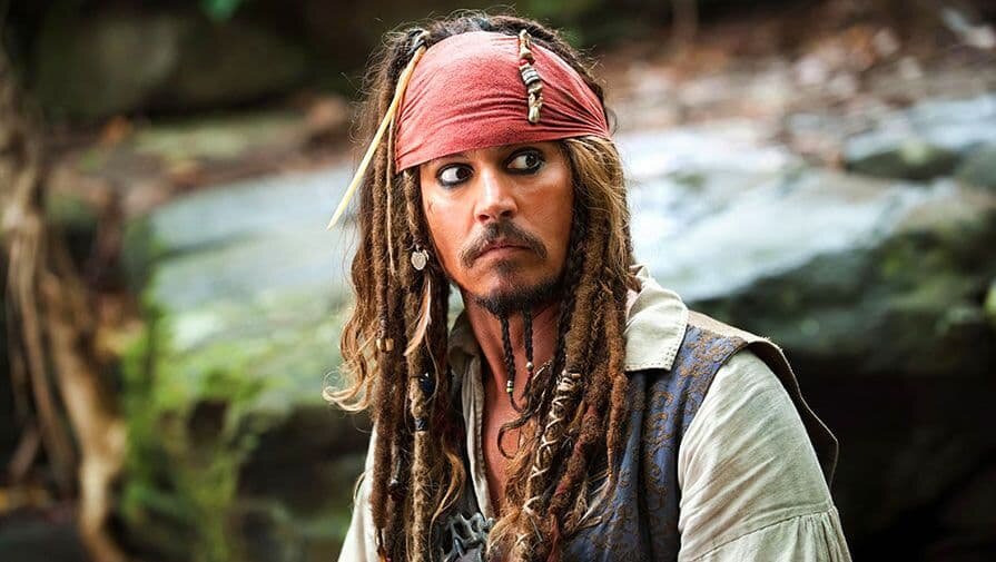 Капитан Джек Воробей. Пираты Карибского моря: Сундук Мертвеца.