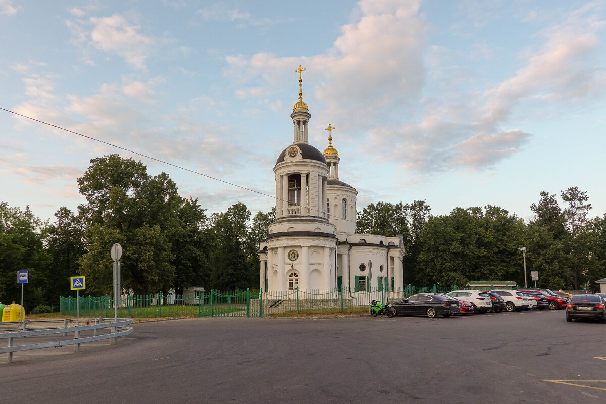 Усадьба на юго востоке. Фотографии восстановления Влахернского храма в Кузьминках.