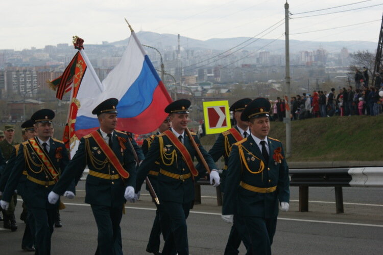 Парад в красноярске сегодня