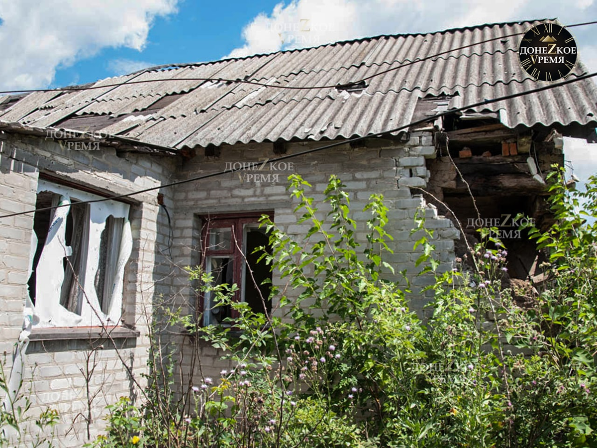 Житель Спартака ходит пешком в Донецк, чтобы зарядить мобильные телефоны