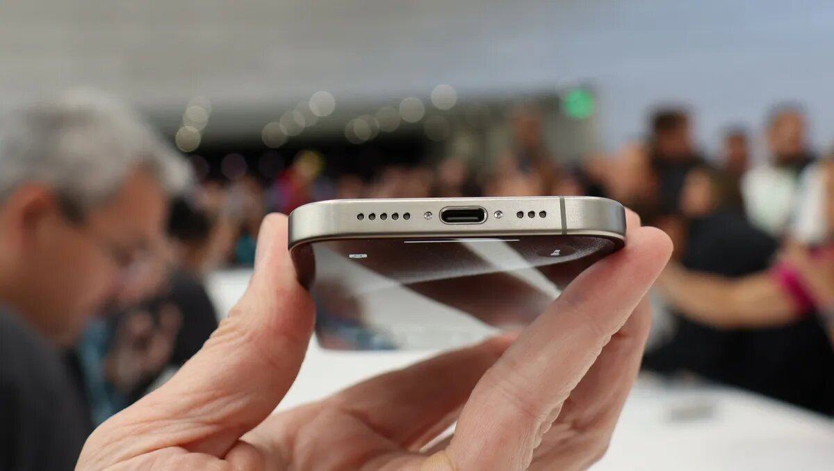 Айфон 15 про какой разъем для зарядки. Iphone 16 Pro Max 2024