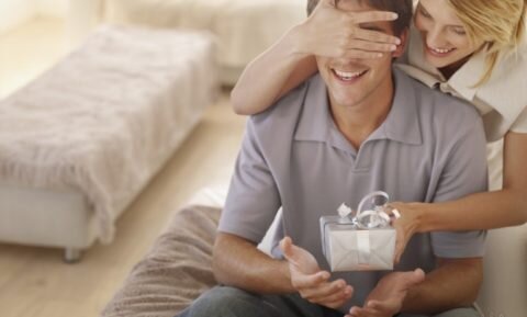  Сюрприз для парня