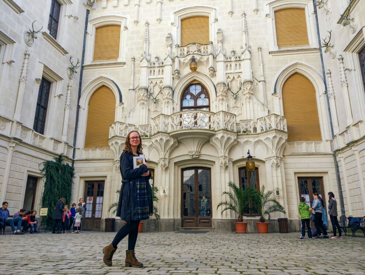 Мы отправились в сторону Австрии, но по пути заехали посмотреть 2 известных замка Чехии. Например, посмотрите наш видео отчет:  ... или прочитайте ниже.-2