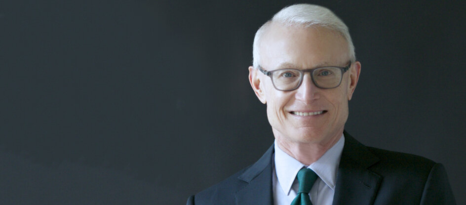 Майкл Портер - американский экономист, профессор кафедры делового администрирования Гарвардской школы бизнеса, признанный специалист в области изучения экономической конкуренции.