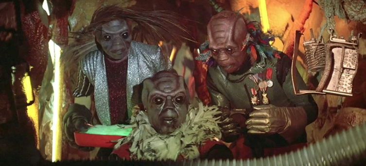 Пришельцы почти в каждом странном фильме..