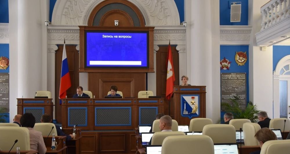 Пленарное заседание заксобрания Севастополя 4.12.18. Фото: sevzakon.ru 