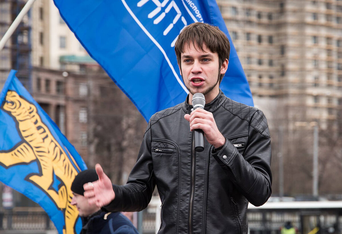 Молодой политик. Михаил Андреевич Конев. Михаил Конев Парнас. Михаил Конев правозащитник. Молодые оппозиционеры.