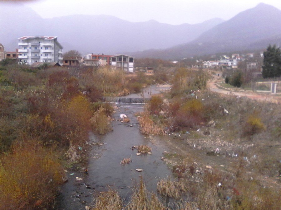 река Железница в Баре