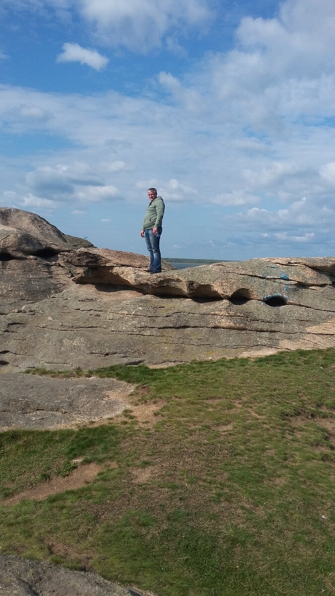 Здесь приносились жертвы, возможно и человеческие