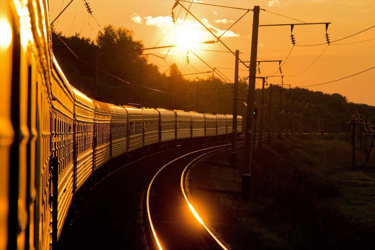 Как уходящий вдаль состав может уйти и мозг проводника. Фото gp.by.