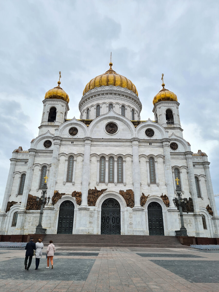 Зал Церковных Соборов Храма Христа Спасителя