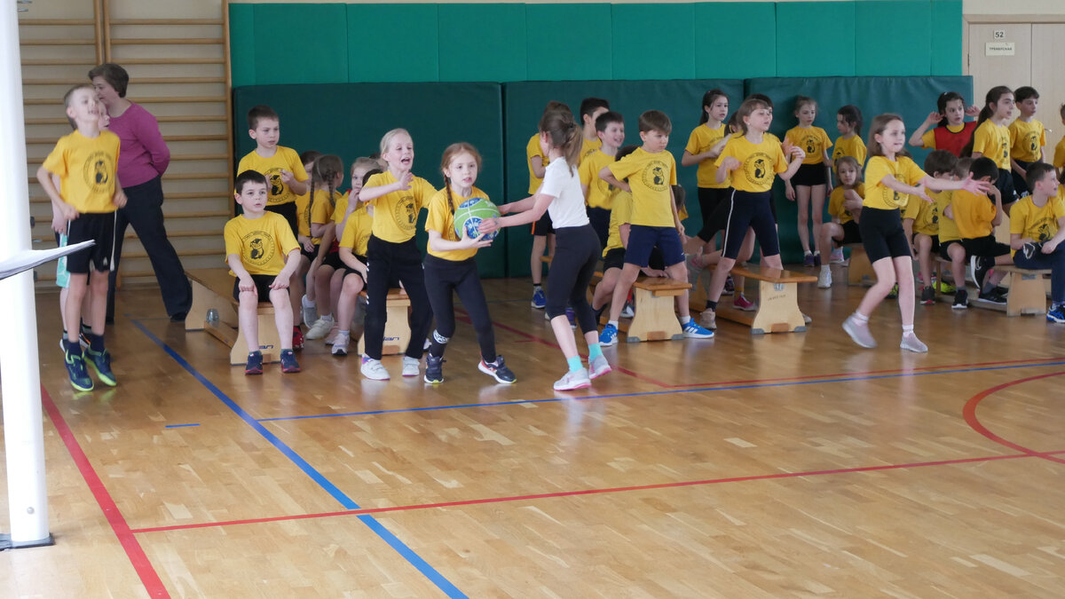 Спортивные игры «ВЕСЁЛЫЕ СТАРТЫ». Всемирный день здоровья