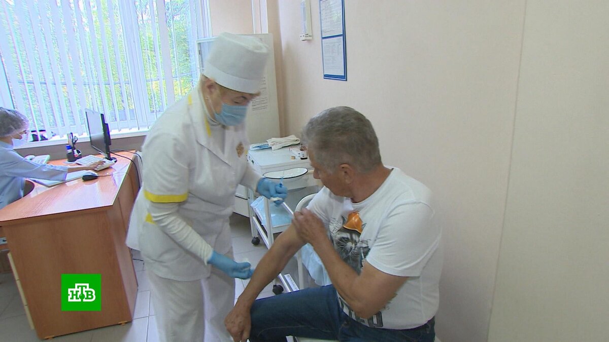    Как стартовала прививочная кампания в российских регионах