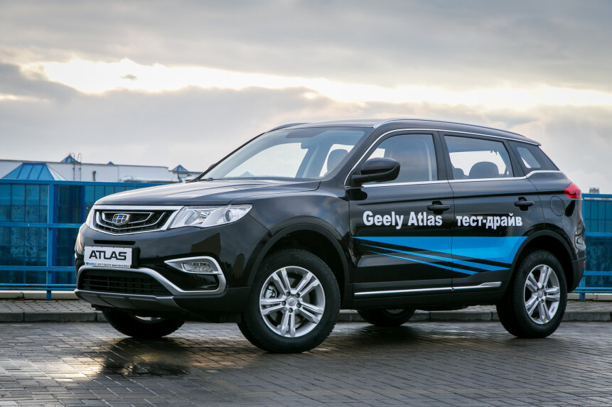 Geely Atlas БЕЛДЖИ. Джили Туксон. Geely Atlas конкуренты. Машина атлас Джили Беларусь.