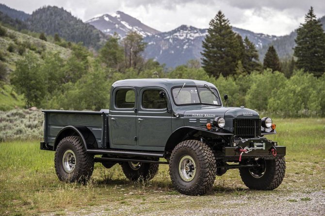 Брутальный Dodge Power Wagon 1945 г.