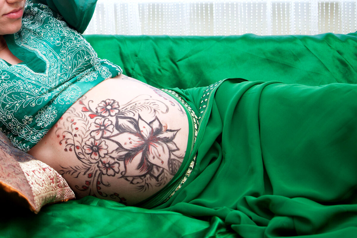 Смешанные чувства по поводу родов? Обеспокоены тем, как вы справитесь? Аффирмации  могут помочь настроиться на нужную волну...