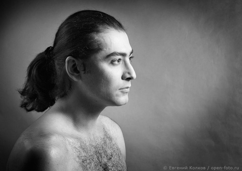 Изображение: https://open-foto.ru/blackwhite-portrait-phototraining-aug5-2015/port-001/