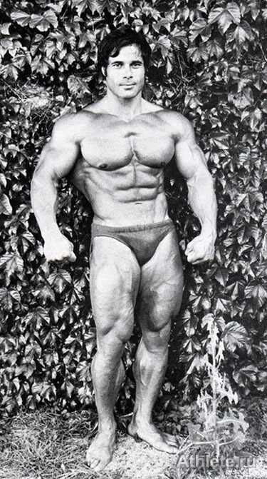 Франко Коломбо(фото из источника:http://athlete.ru/photogallery/profi_franco_columbu_page2.htm)