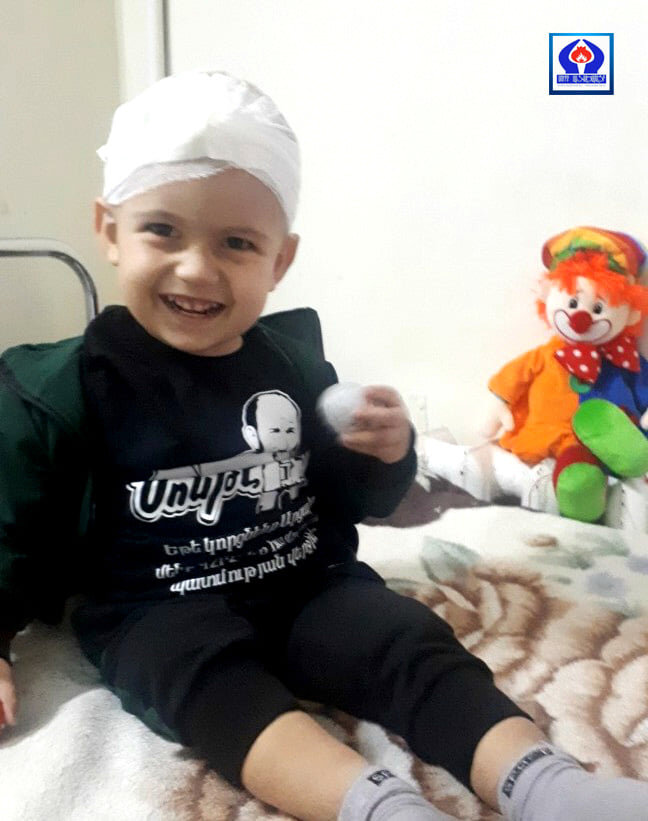 Двухлетний Арцвик уже улыбается. Фото: Gev Derdzyan, facebook.com
