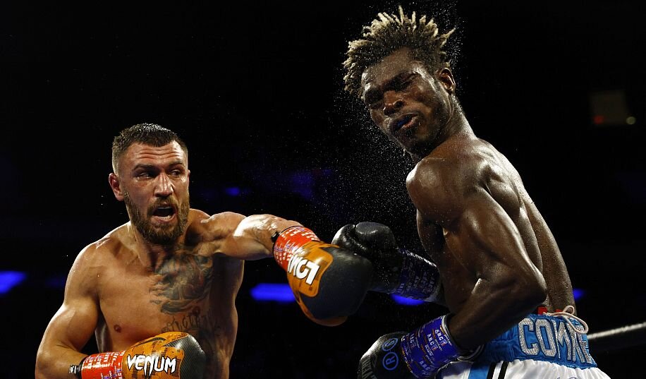 Василий Ломаченко и Ричард Комми / Фото - by Sarah Stier/Getty Images