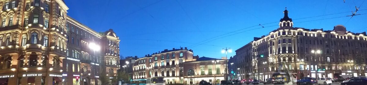 Фото вечернего Питера в дни конференции. Октябрь 2021 года