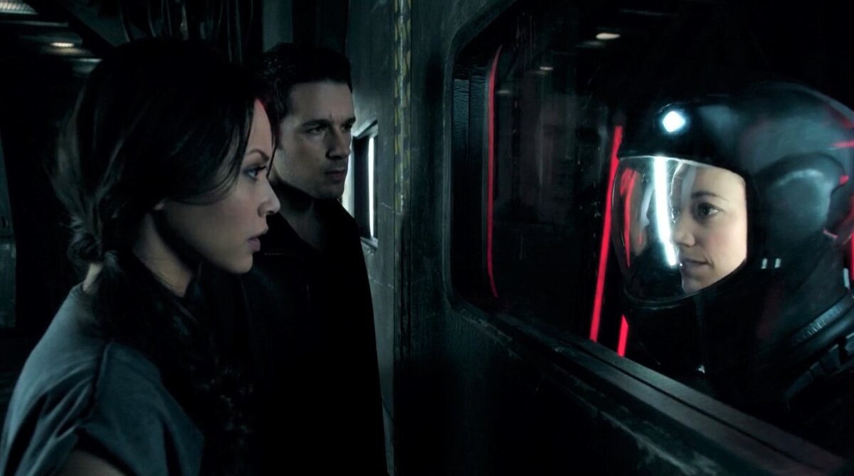 Скриншот из сериала "Dark Matter".