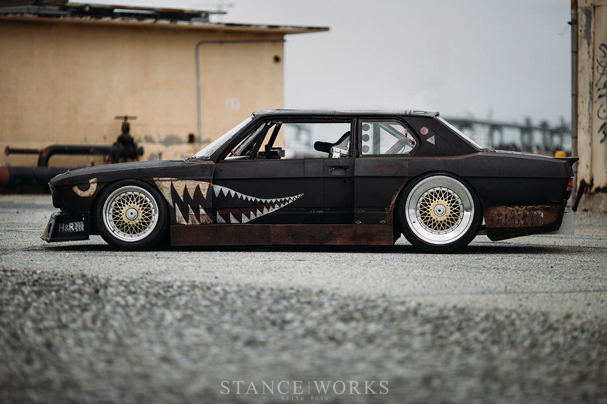 БМВ акула e28 BMW