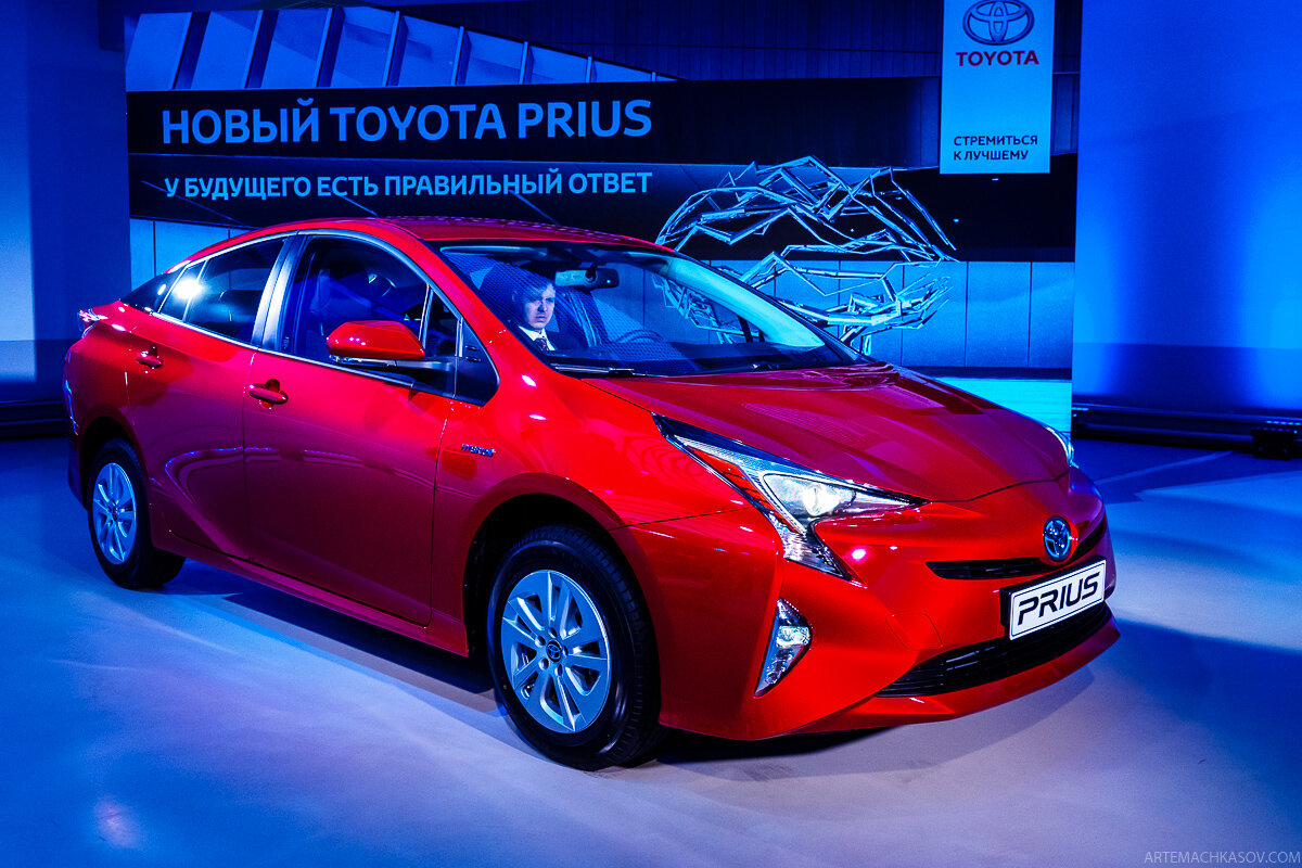 Что представляет собой новый Toyota Prius, и причем тут 22 педали тормоза |  АВТОМОБИЛИ И ПУТЕШЕСТВИЯ | Дзен