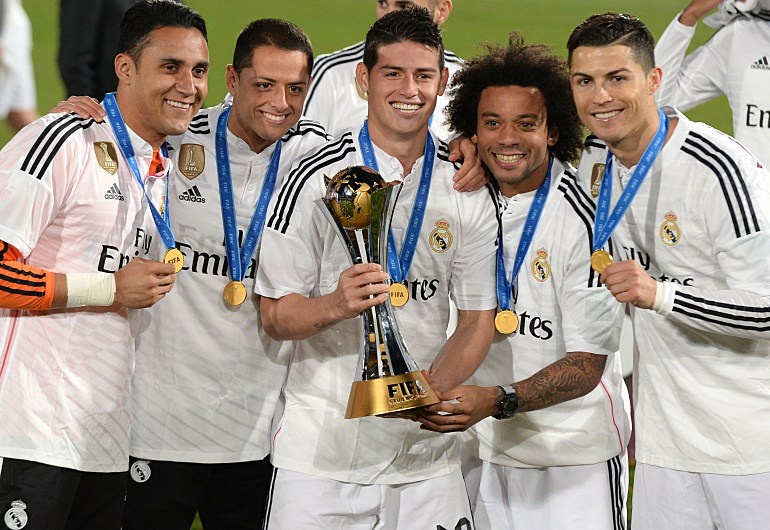 Игроки Реала с Кубком клубного чемпионата мира
