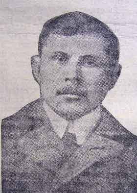 А.А.Балашов, изрезавший картину Репина. Фото из газеты "Раннее Утро"