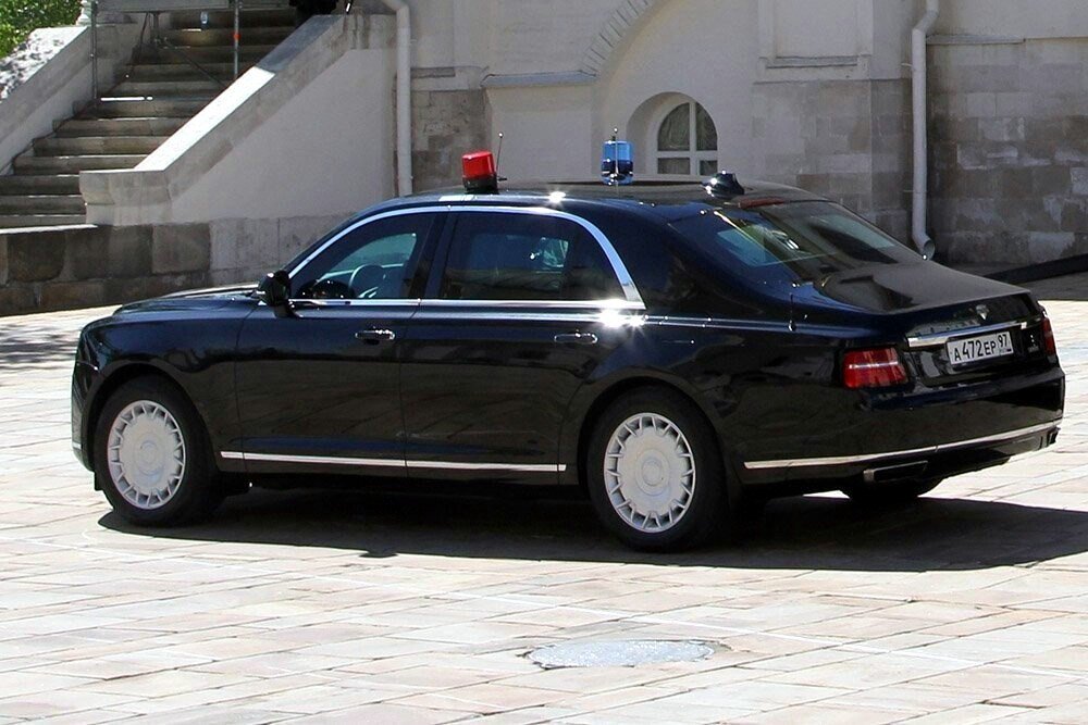 Аурус фото машины. Aurus-41231 «Сенат». Аурус седан. Aurus Senat Limousine Путина. Машина Аурус Сенат.