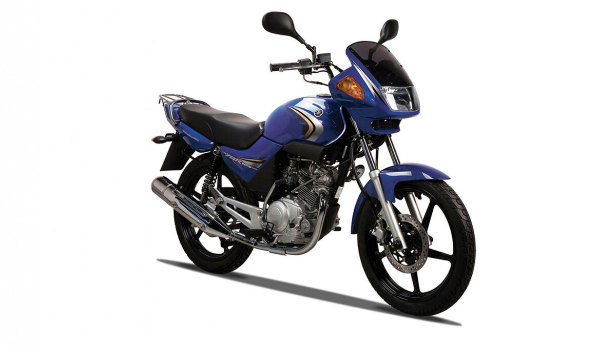 Yamaha YBR 125 как никто другой прощает ошибки, практически не имеет пластика, и ездит, можно сказать, "на воздухе".