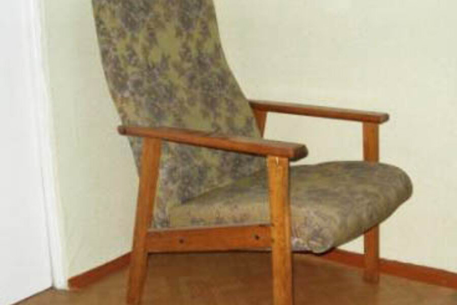 Кресла советские на ножках фото